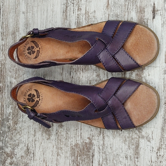 🟥NWOT Lucky Brand Bree Purple Leather Strappy Platform Wedge Sandal - Picture 5 of 16